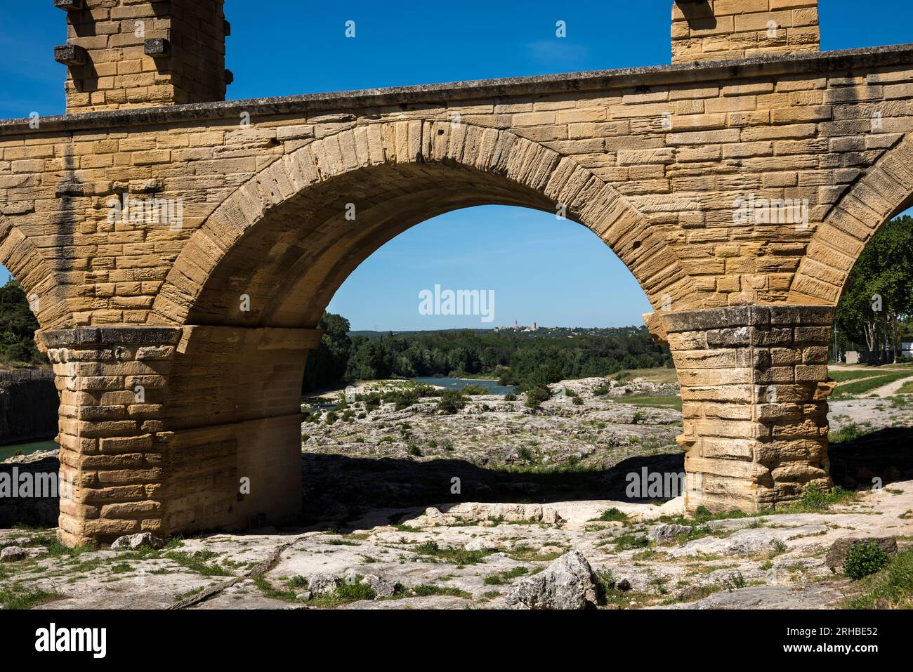 Antico acquedotto romano - Pont du Gard, vicino a Nimes, Linguadoca Francia, Europa Foto Stock