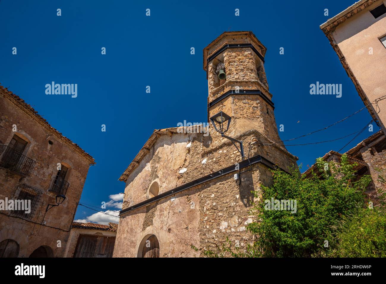 Chiesa di Mentui, nel comune di Baix Pallars (Pallars Sobirà, Lleida, Catalogna, Spagna, Pirenei) ESP: Iglesia de Mentui, en el Baix Pallars Foto Stock