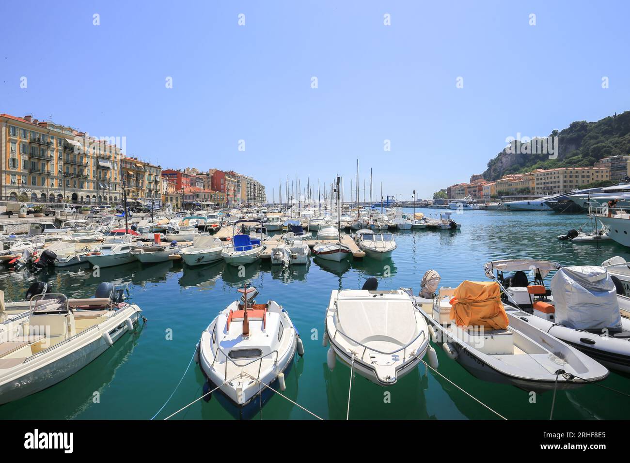 Barche ormeggiate nel Port de Nice Foto Stock