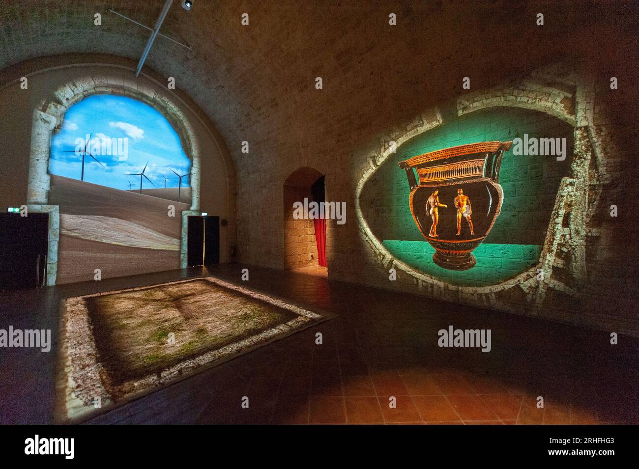 Bari: Esperienza archeologica virtuale nel castello svevo Foto Stock