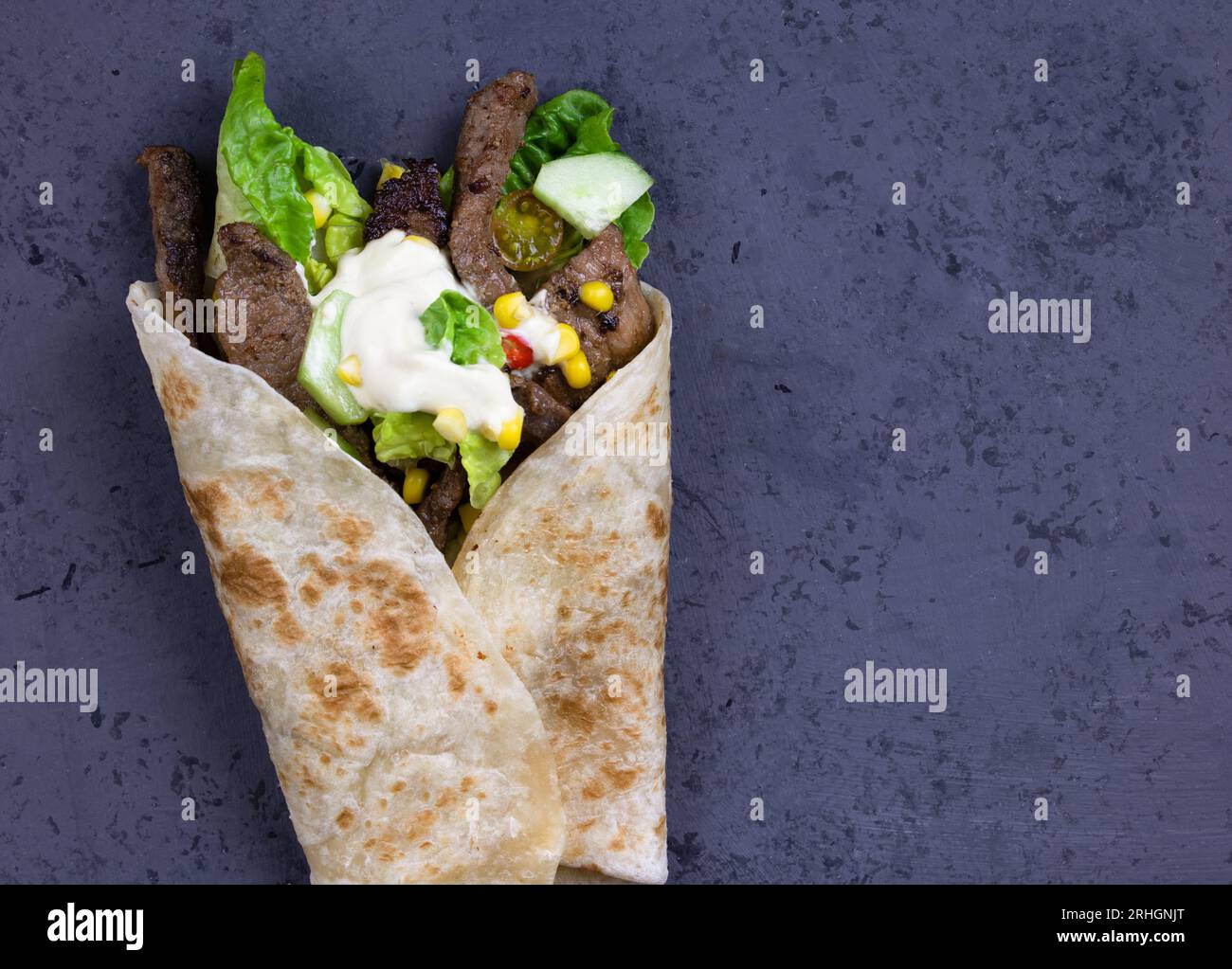 Involtino per bistecche e insalate - foto dall'alto Foto Stock