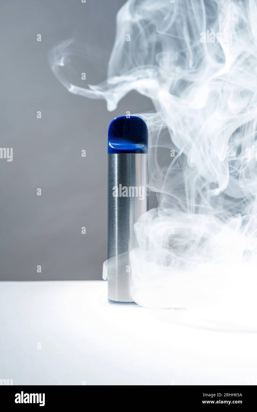 Cultura del vape immagini e fotografie stock ad alta risoluzione - Alamy