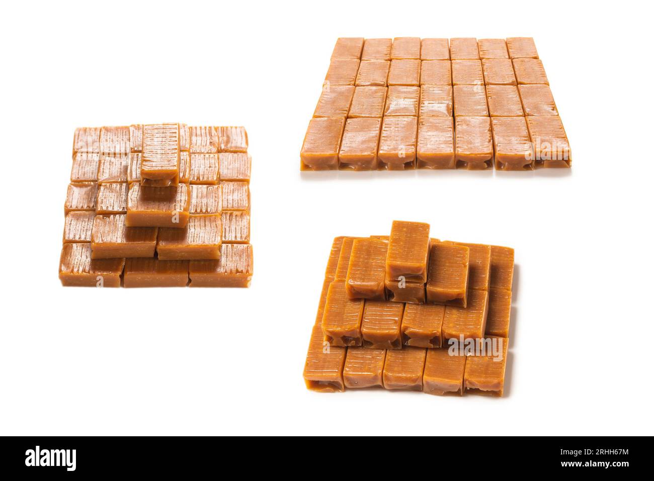 Gustosa caramella al caramello isolata su sfondo bianco. Spazio di copia. Foto Stock