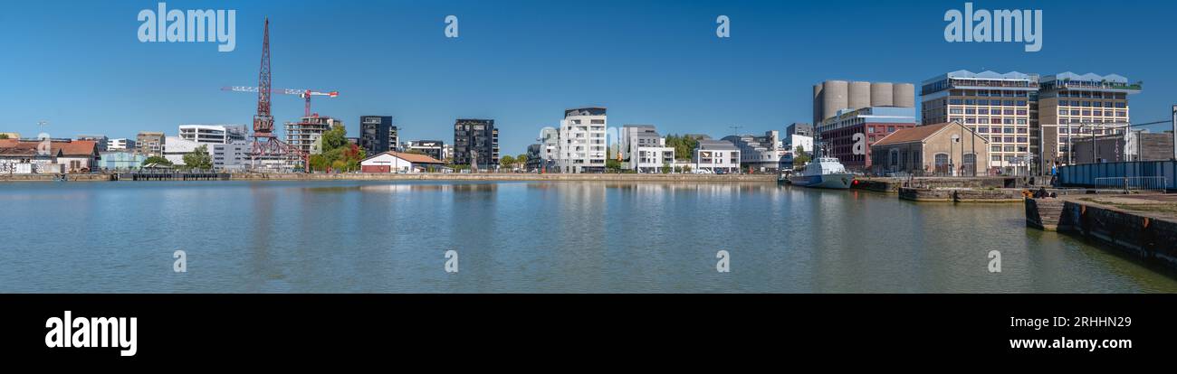 Bordeaux, Francia - 21 settembre. 2022: Vista panoramica del porto sottomarino di Bordeaux Foto Stock