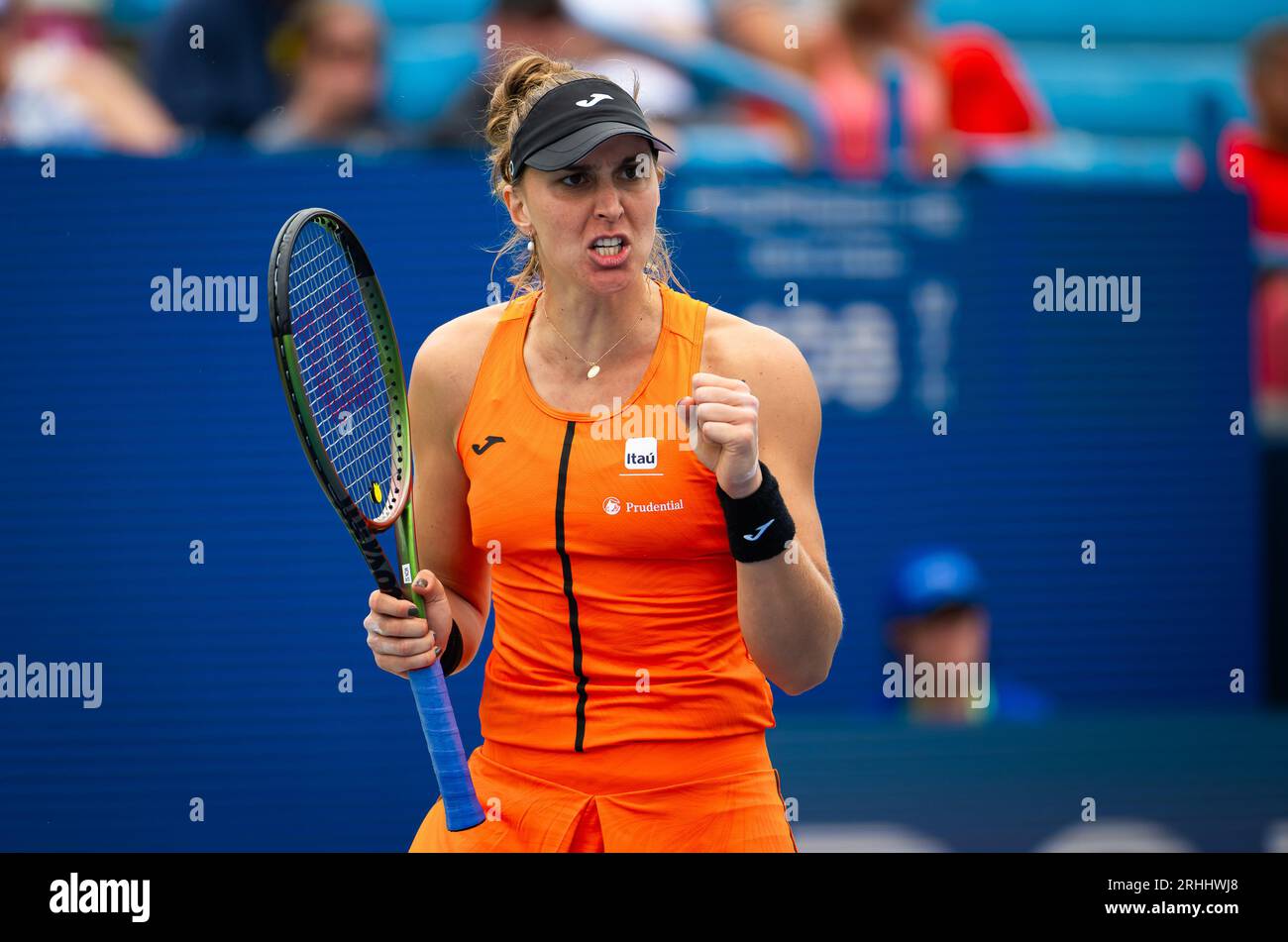 Beatriz Haddad Maia del Brasile in azione durante il primo turno del Western & Southern Open 2023, WTA 1000 torneo di tennis il 15 agosto 2023 a Cincinnati, Stati Uniti Foto Stock