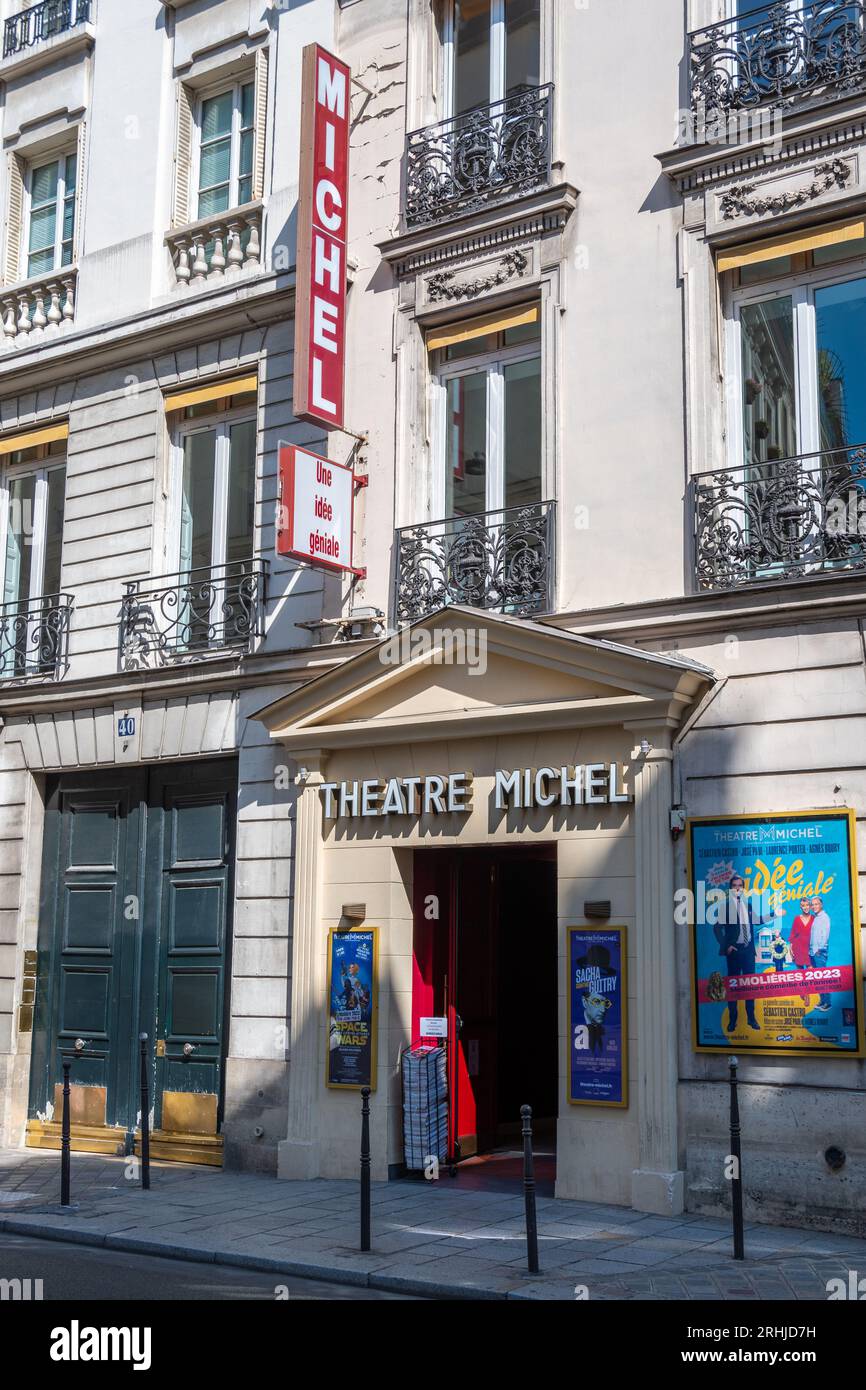 Vista esterna del Teatro Michel, un teatro parigino situato nell'8° arrondissement di Parigi, in Francia Foto Stock