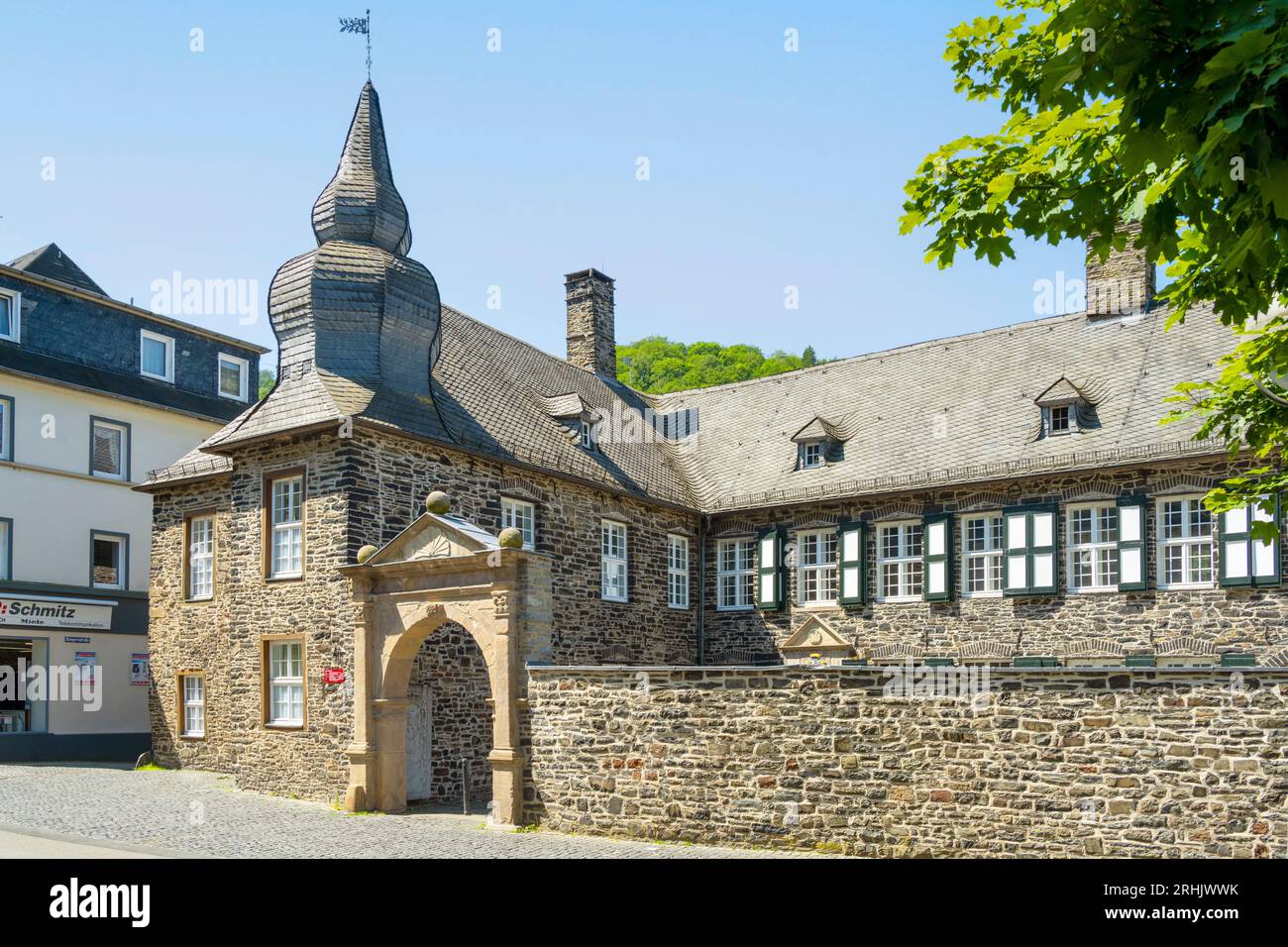 Deutschland, NRW, Märkischer Kreis, Altena, Begegnungsstätte Burg Holtzbrinck, ältestes Bürgerhaus der Stadt, erstmals 1643 urkundlich erwähnt Foto Stock