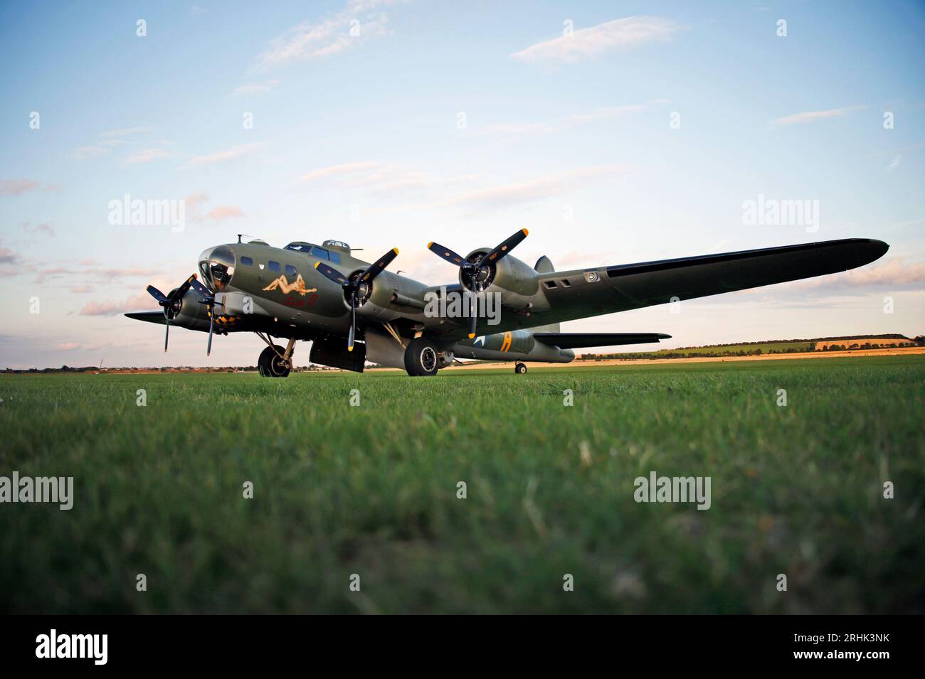 World War Two Bomber B-17G Sally B alla RAF Duxford, Inghilterra Foto Stock