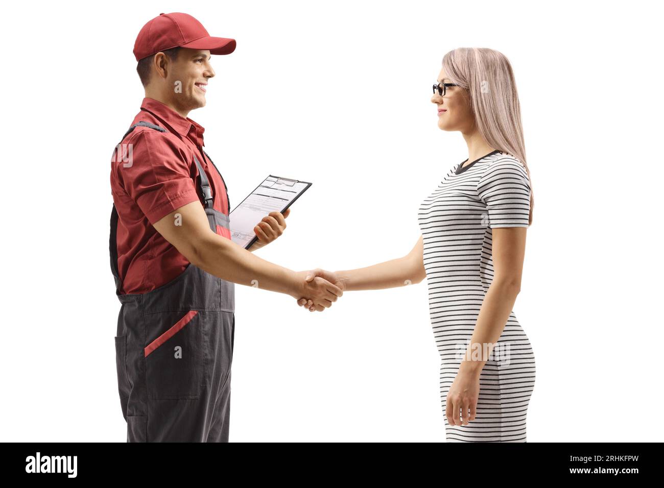 Operaio che stringe la mano con una giovane donna isolata su sfondo bianco Foto Stock