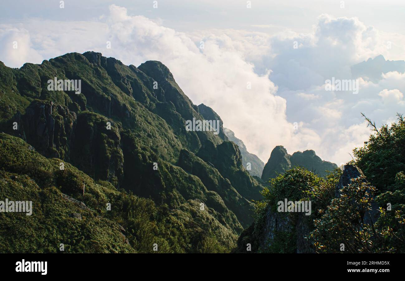 Fansipan Mountain View in Vietnam, il tetto dell'Indocina Foto Stock