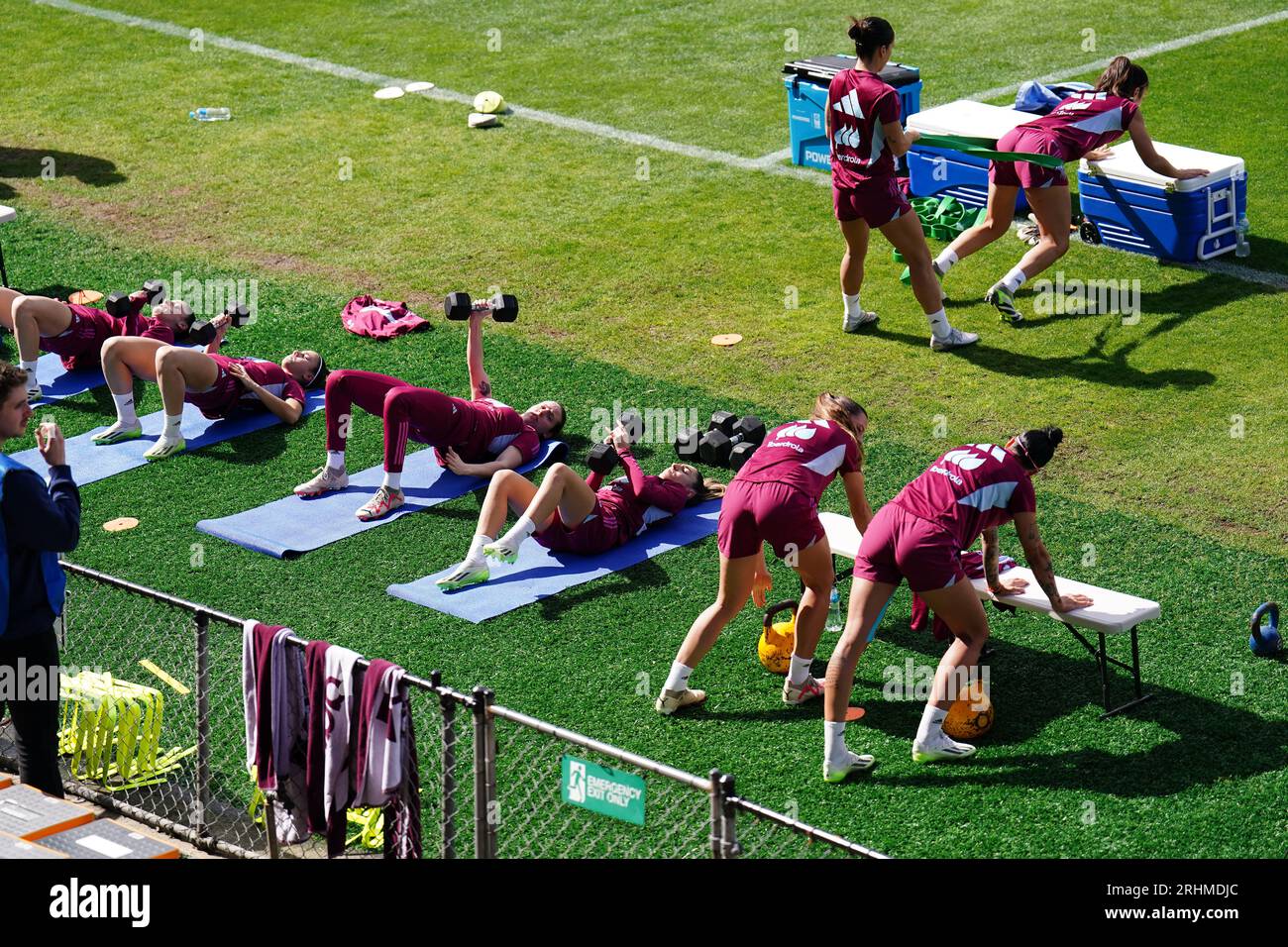 Una visione generale dei giocatori durante una sessione di allenamento al Leichhardt Oval di Lilyfield, in Australia. Data immagine: Venerdì 18 agosto 2023. Foto Stock