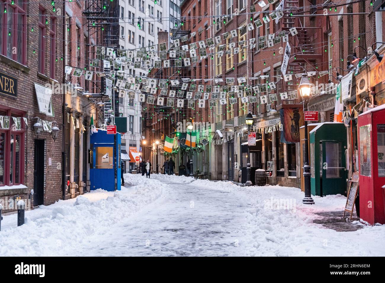 Neve su Stone Street a Lower Manhattan Foto Stock