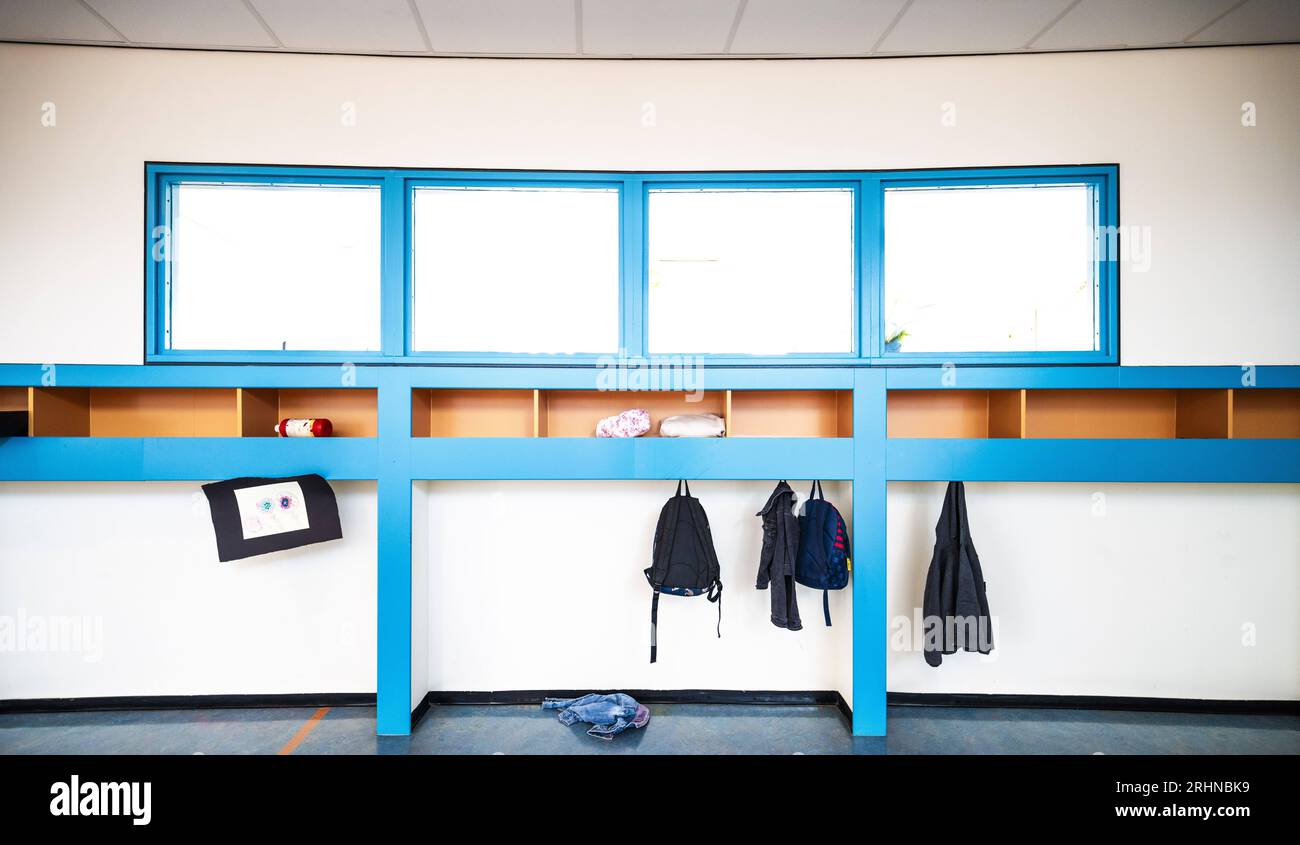 COTHEN - preparativi per il primo giorno di scuola in una scuola elementare pubblica. Le scuole primarie e secondarie nel centro del paese stanno per ricominciare dopo sei settimane di ferie. ANP FREEK VAN DEN BERGH paesi bassi fuori - belgio fuori Foto Stock