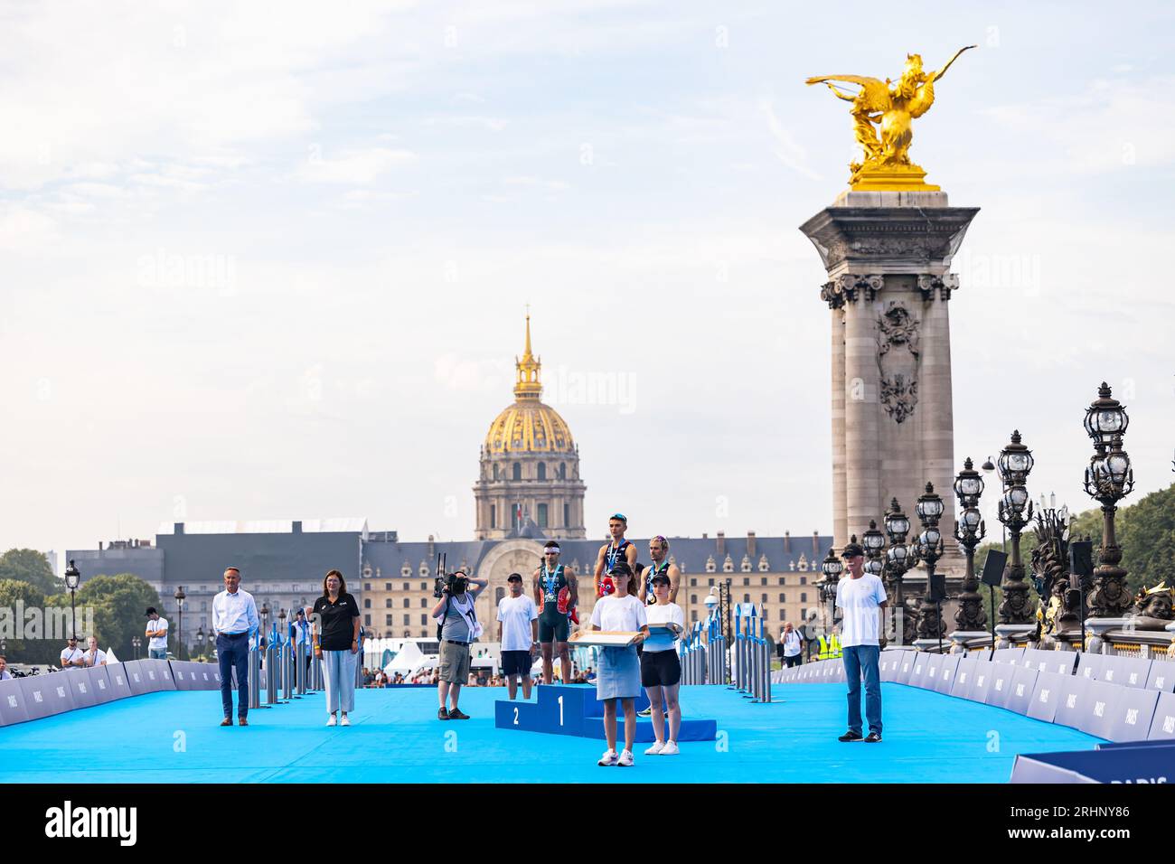 05 Alex Yee (GBR) 02 Vasco Vilaca (POR) 07 Dorian Coninx (fra) durante il World Triathlon Olympic & Paralympic Games test Event 2023, svoltosi dal 17 al 20 agosto 2023 a Parigi, in Francia Foto Stock