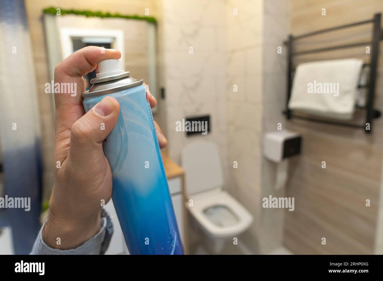 Deodorante per wc immagini e fotografie stock ad alta risoluzione - Alamy