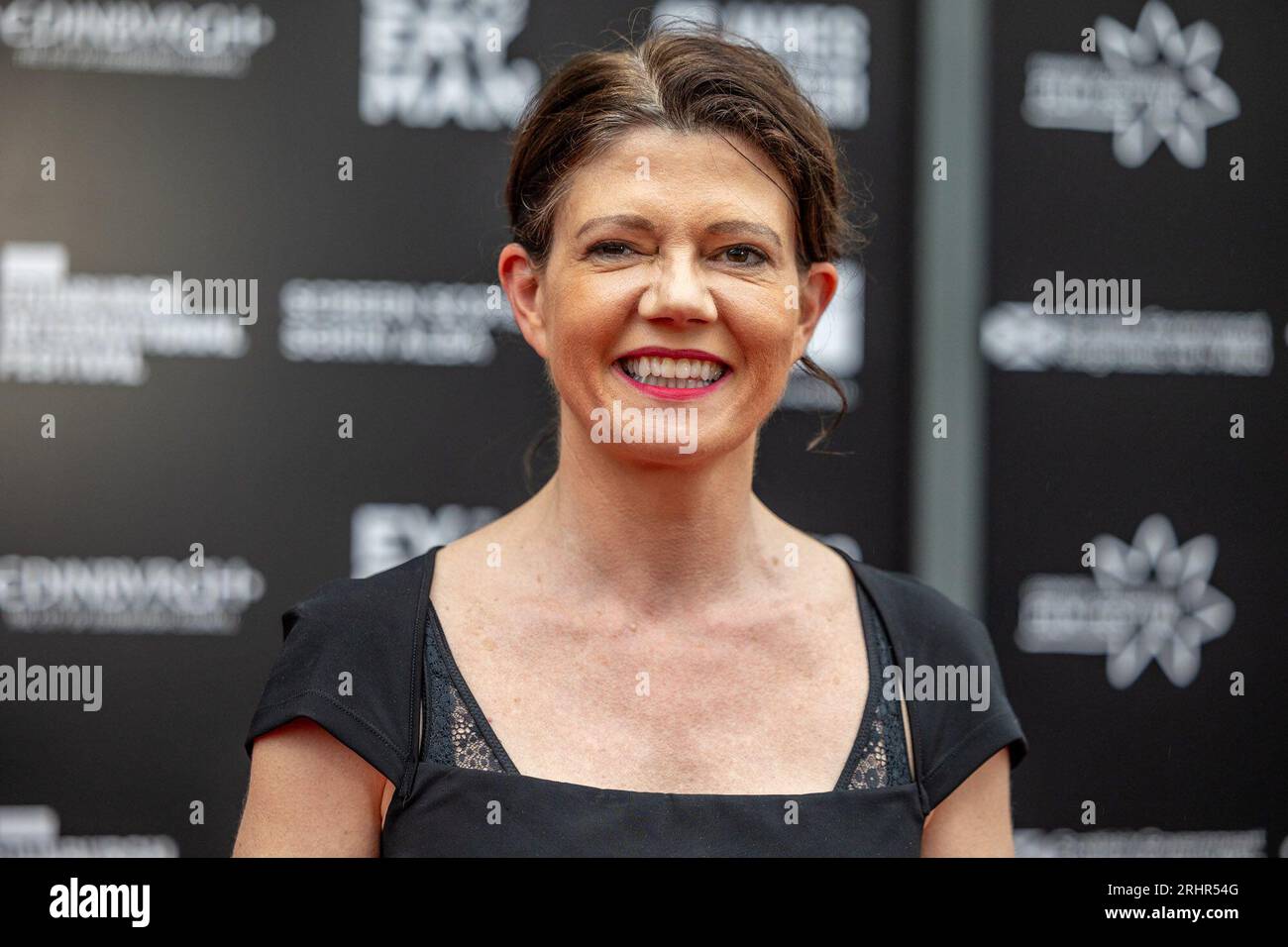 Edimburgo, Regno Unito. 18 agosto 2023 nella foto: Isabel David (Direttore Esecutivo dello Screen Scotland). L'Edinburgh International Film Festival si apre con la prima mondiale di Silent Roar, il lungometraggio di debutto dello scrittore e regista scozzese Johnny Barrington. Crediti: Rich Dyson/Alamy Live News Foto Stock