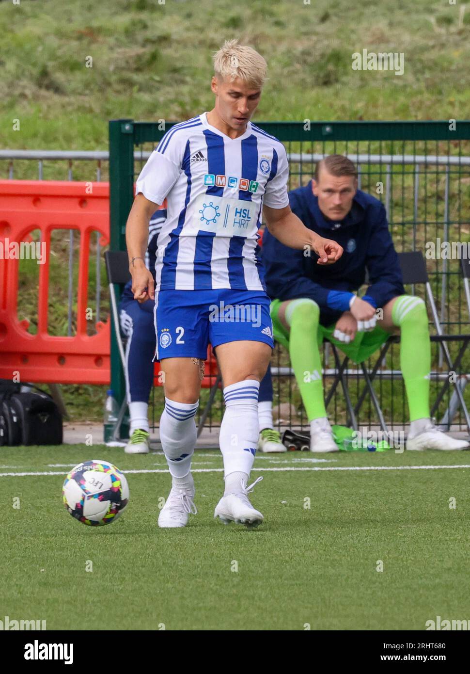 Solitude, Belfast, Irlanda del Nord, Regno Unito. 19 luglio 2023. UEFA Champions League - qualificazione primo turno - Larne contro HJK Helsinki. HJK Helsinki calciatore Tuomas Ollila (2) Foto Stock