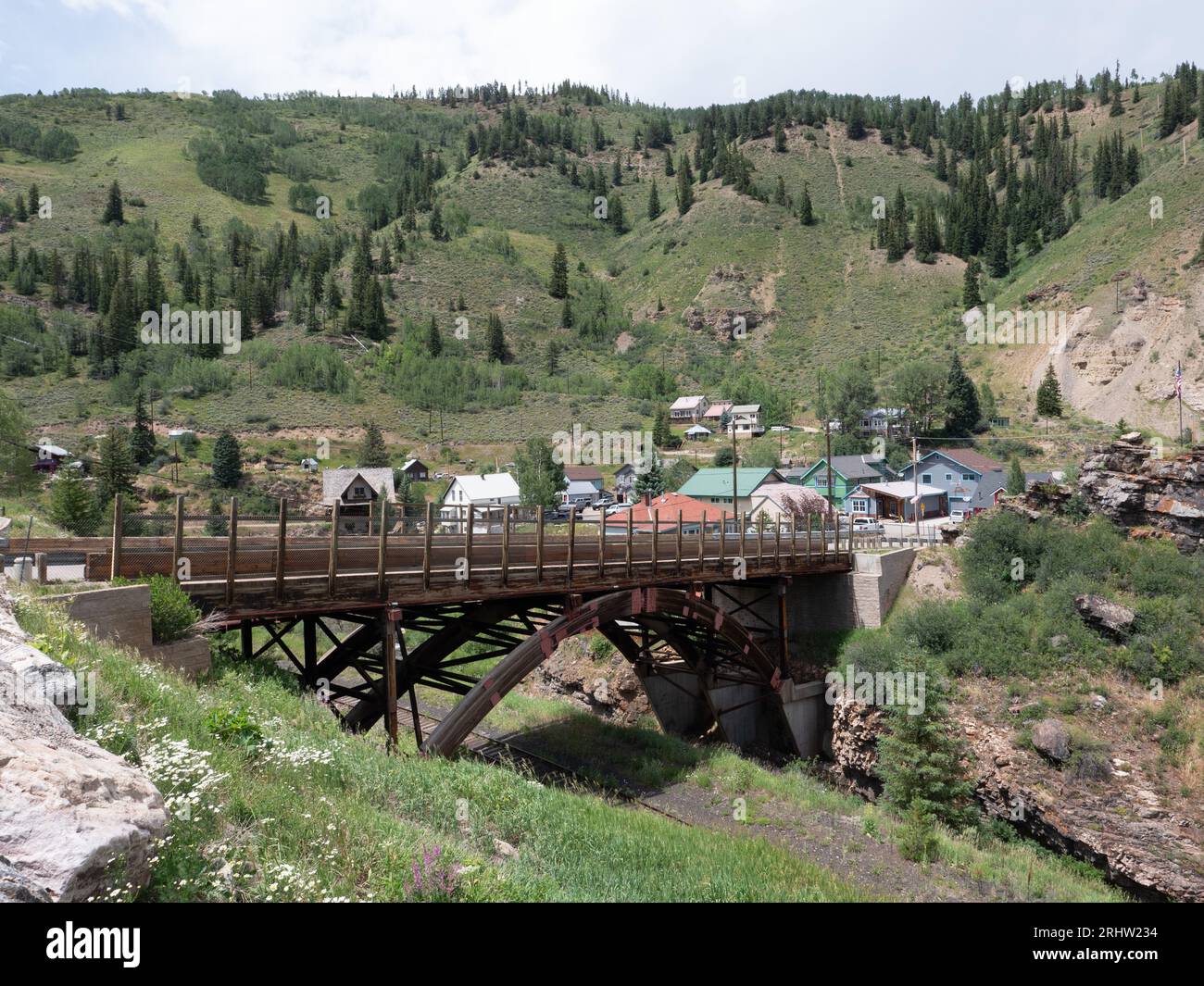 La città di Red Cliff, Colorado, il 29 luglio 2023. Foto di Francis Specker Foto Stock