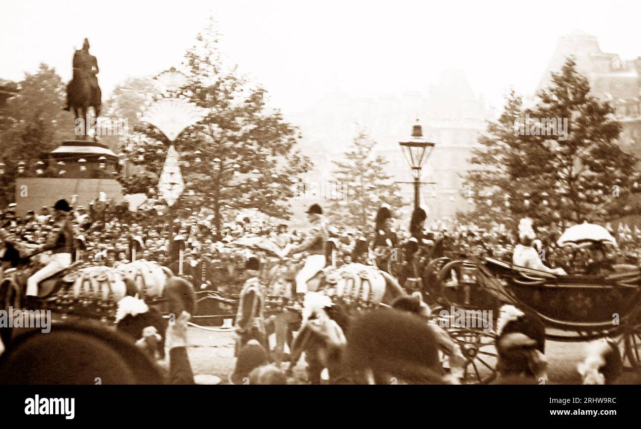 Regina Vittoria nella sua carrozza a Marble Arch, Diamond Jubilee Celebration, Londra nel 1897 Foto Stock