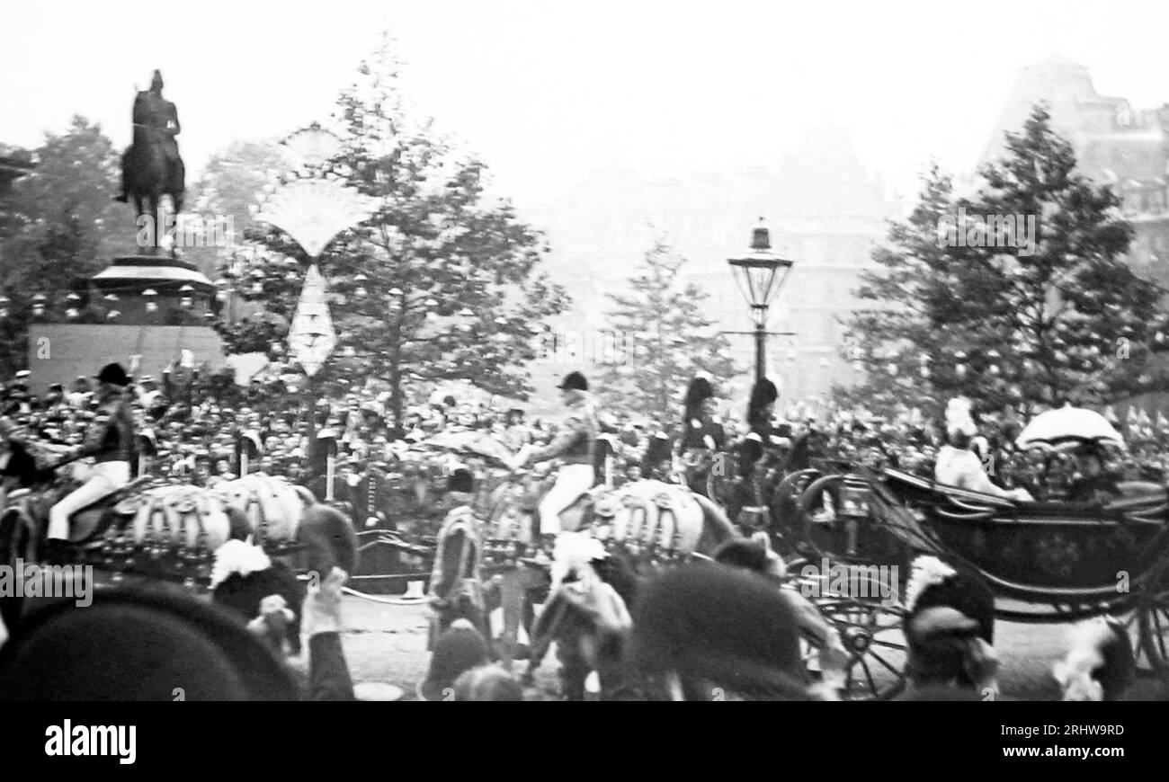 Regina Vittoria nella sua carrozza a Marble Arch, Diamond Jubilee Celebration, Londra nel 1897 Foto Stock