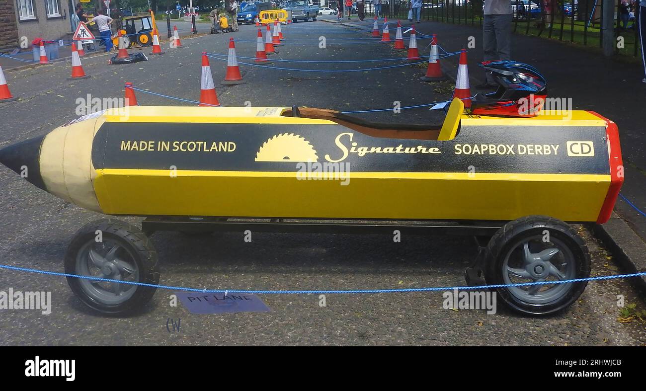 Una scena all'annuale Soap Box Race, Castle Douglas, Dumfries & Galloway, Scozia, 2023 Foto Stock