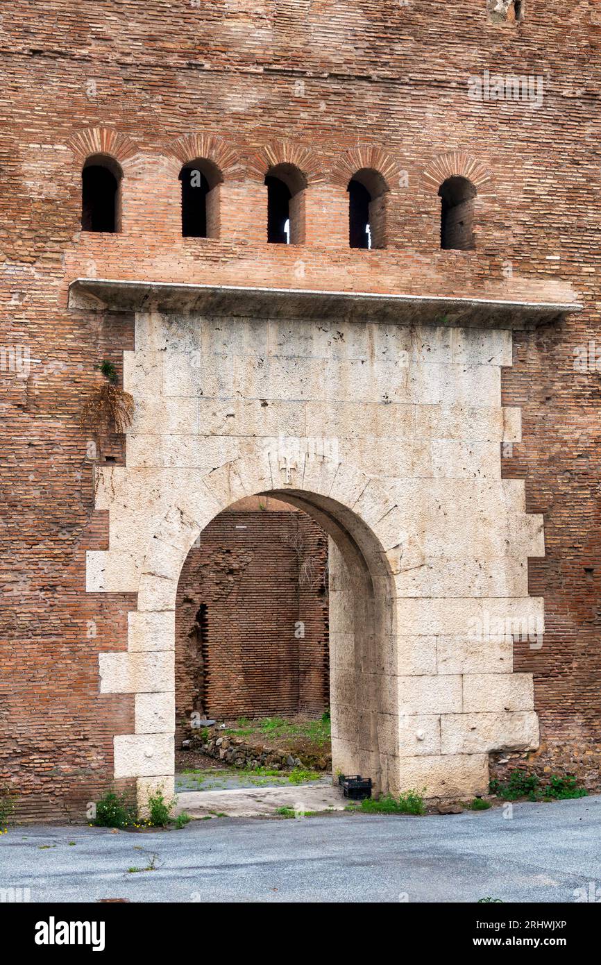 Vista su porta Asinara, Roma, Italia Foto Stock