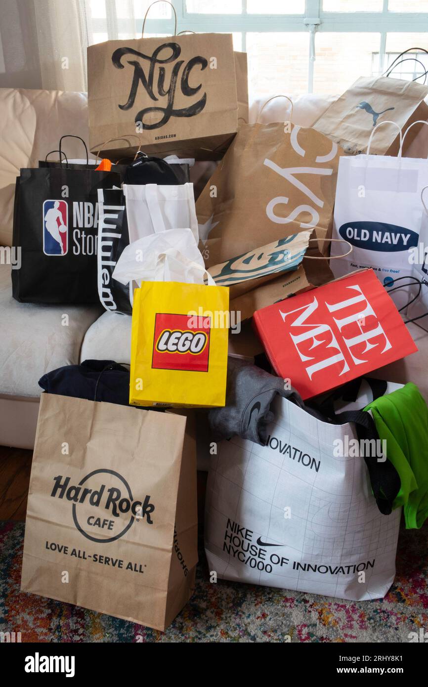 New York City Shopping Bags STILL Life 2023 Foto Stock