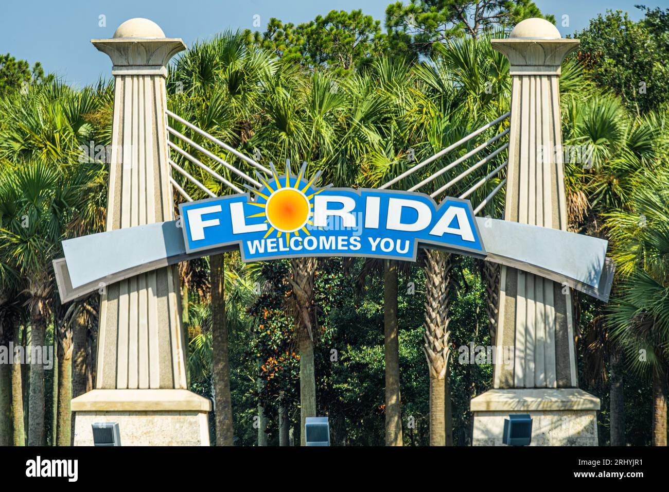 Cartello di benvenuto della Florida lungo la i-75 direzione sud al confine di stato tra Florida e Georgia. (USA) Foto Stock