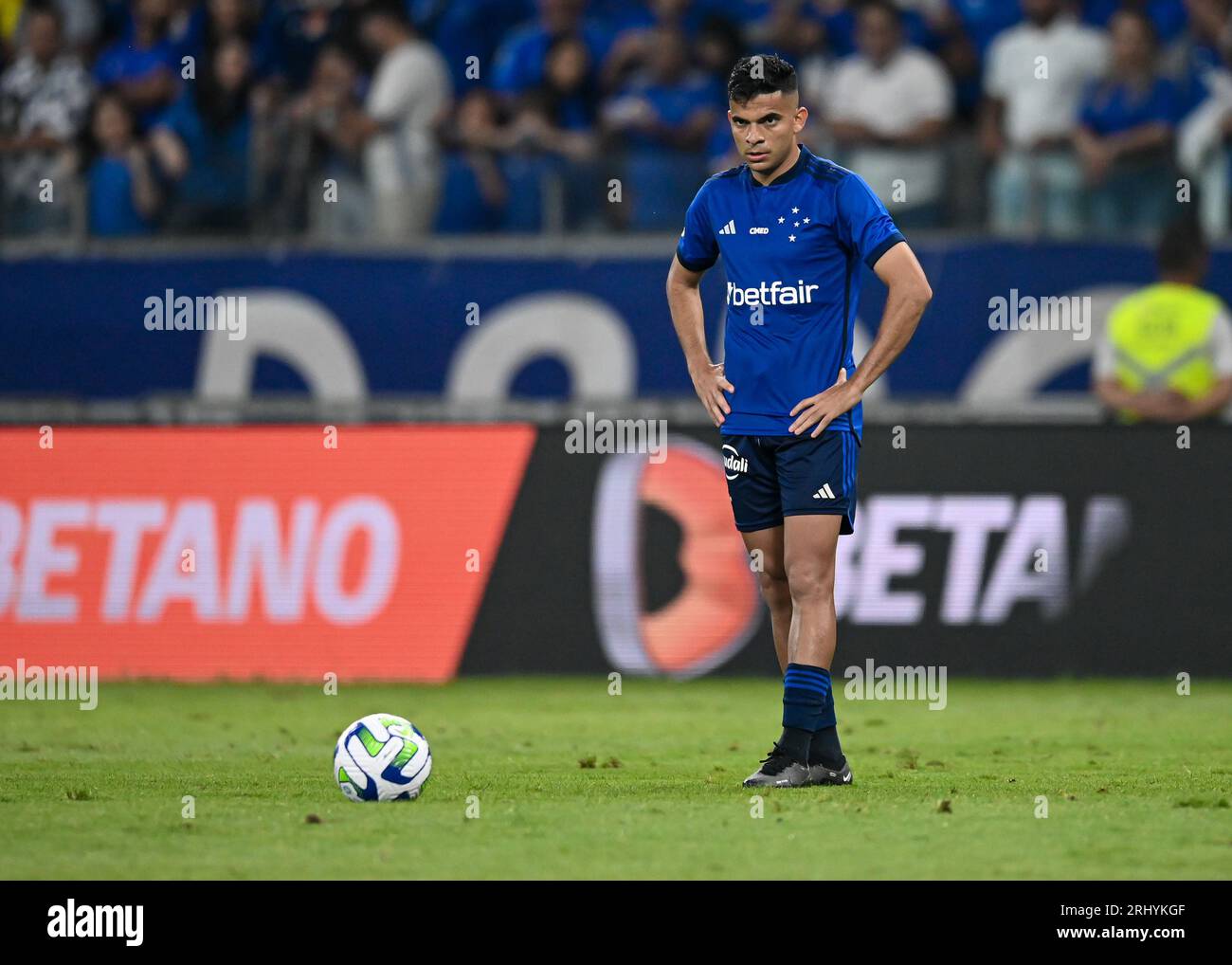 Belo Horizonte, Brasile. 19 agosto 2023. Bruno Rodrigues del Cruzeiro, durante la partita tra Cruzeiro e Corinthians, per la serie A brasiliana 2023, allo Stadio Mineirao, a Belo Horizonte il 19 agosto. Foto: Gledston Tavares/DiaEsportivo/Alamy Live News Credit: DiaEsportivo/Alamy Live News Foto Stock