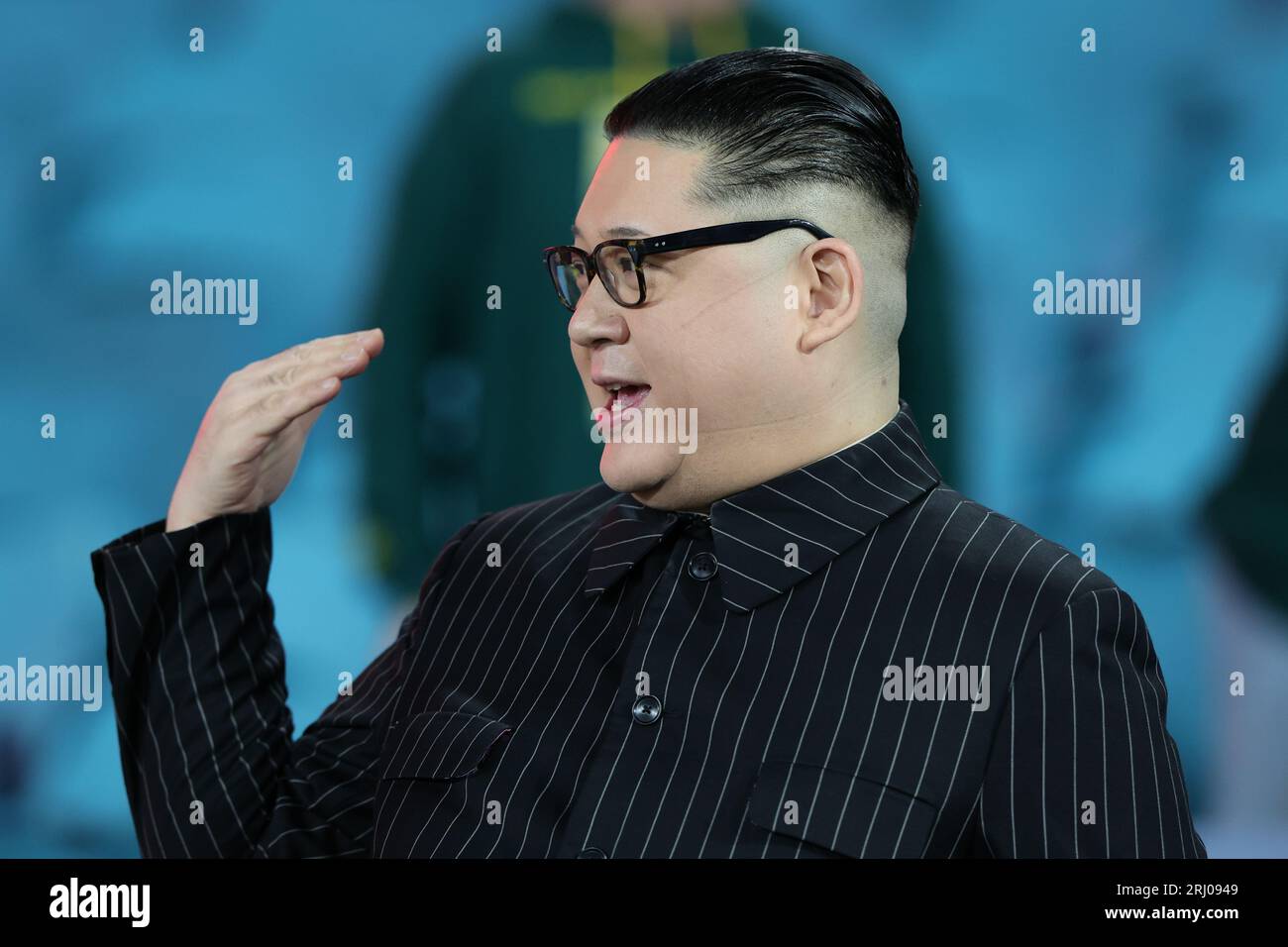 Sydney, Australia. 20 agosto 2023. Kim Jong un impersonatore durante la finale della Coppa del mondo femminile 2023 tra Spagna donne e Inghilterra donne allo Stadio Australia, Sydney, Australia, il 20 agosto 2023. Foto di Peter Dovgan. Solo per uso editoriale, licenza necessaria per uso commerciale. Nessun utilizzo in scommesse, giochi o pubblicazioni di un singolo club/campionato/giocatore. Credito: UK Sports Pics Ltd/Alamy Live News Foto Stock