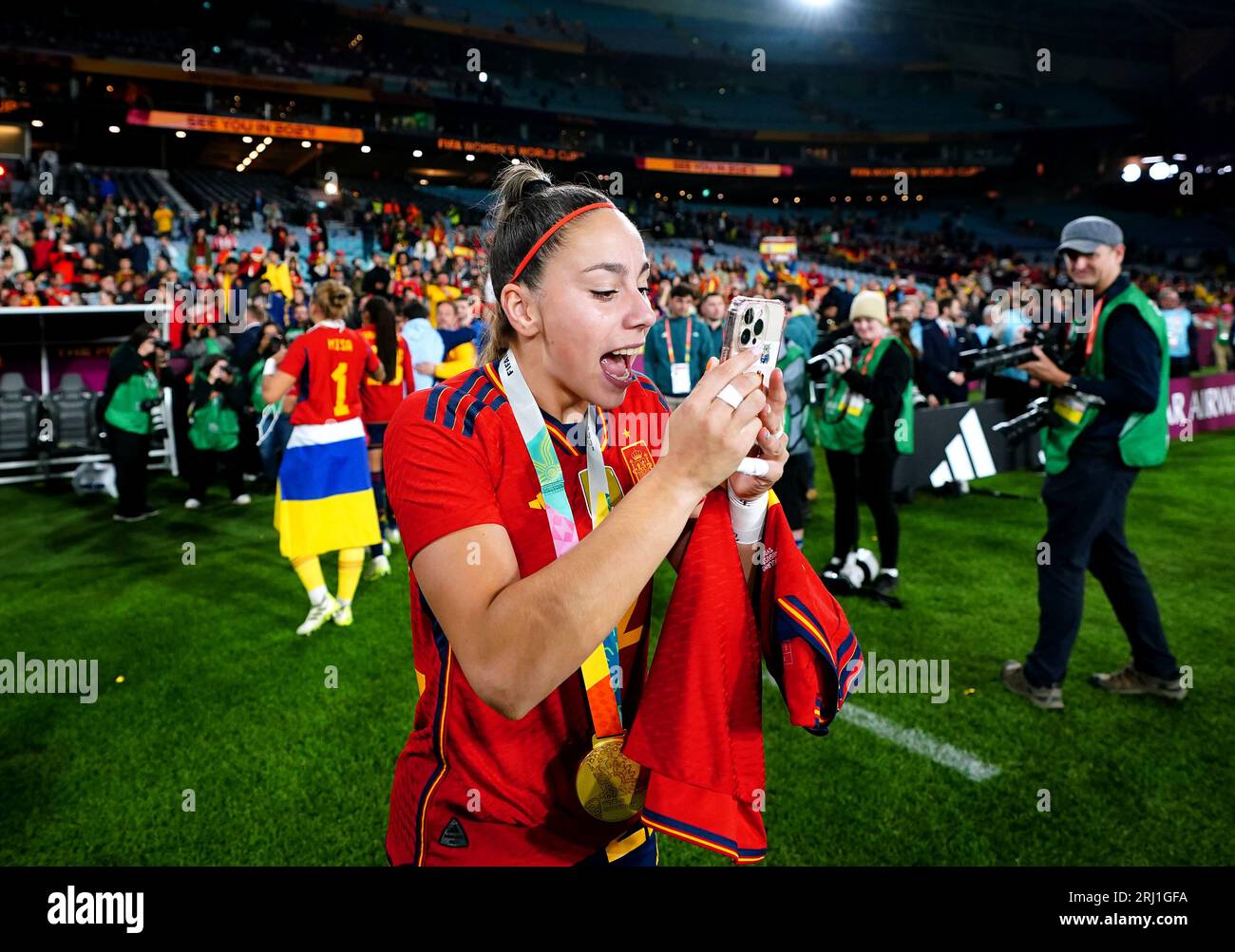 La spagnola Athenea del Castillo dopo aver vinto la finale della Coppa del mondo femminile FIFA allo Stadium Australia, Sydney. Data foto: Domenica 20 agosto 2023. Foto Stock