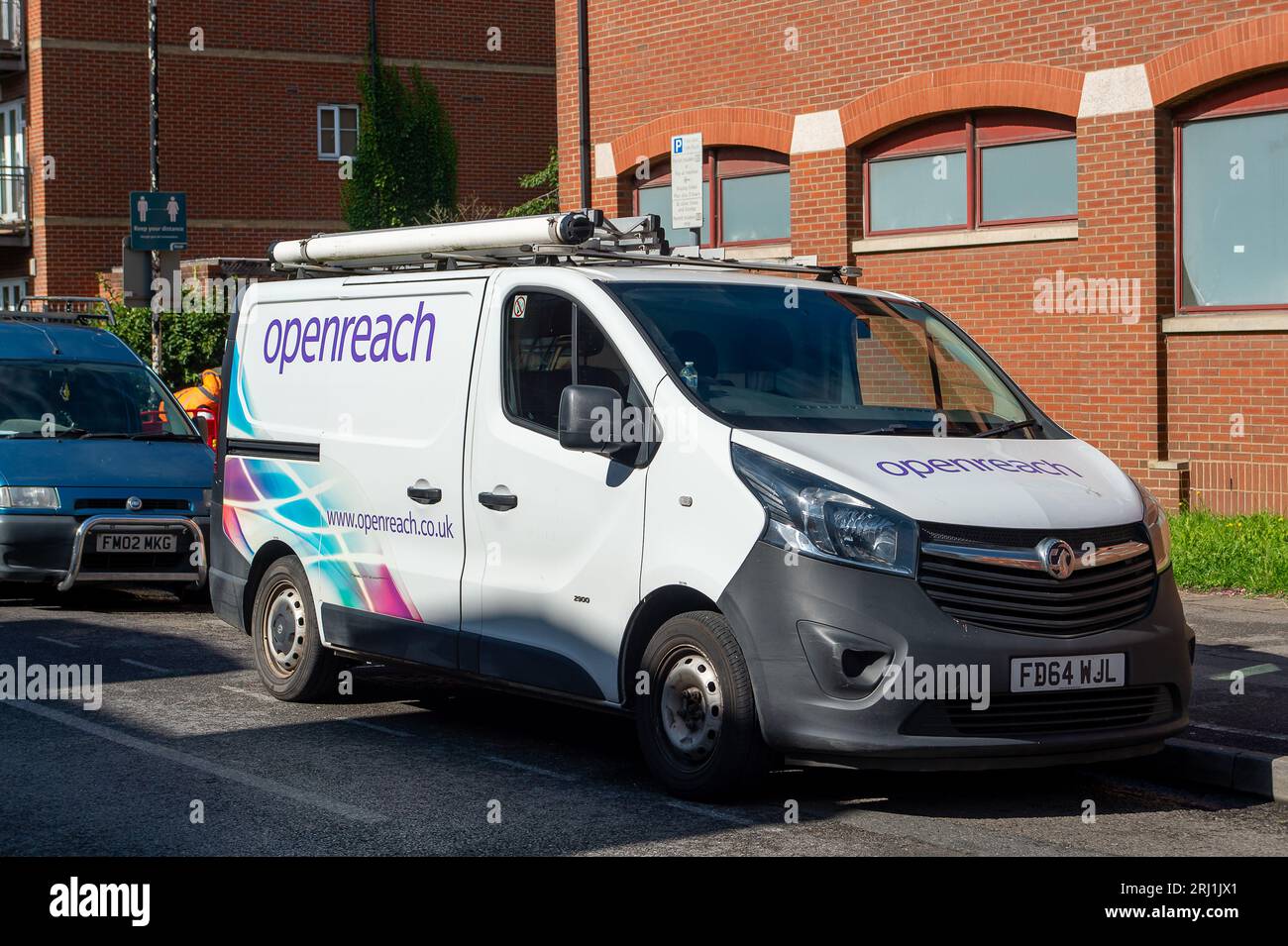 Slough, Berkshire, Regno Unito. 9 agosto 2023. Oggi gli ingegneri Openreach lavoravano a Slough. Credito: Maureen McLean/Alamy Foto Stock