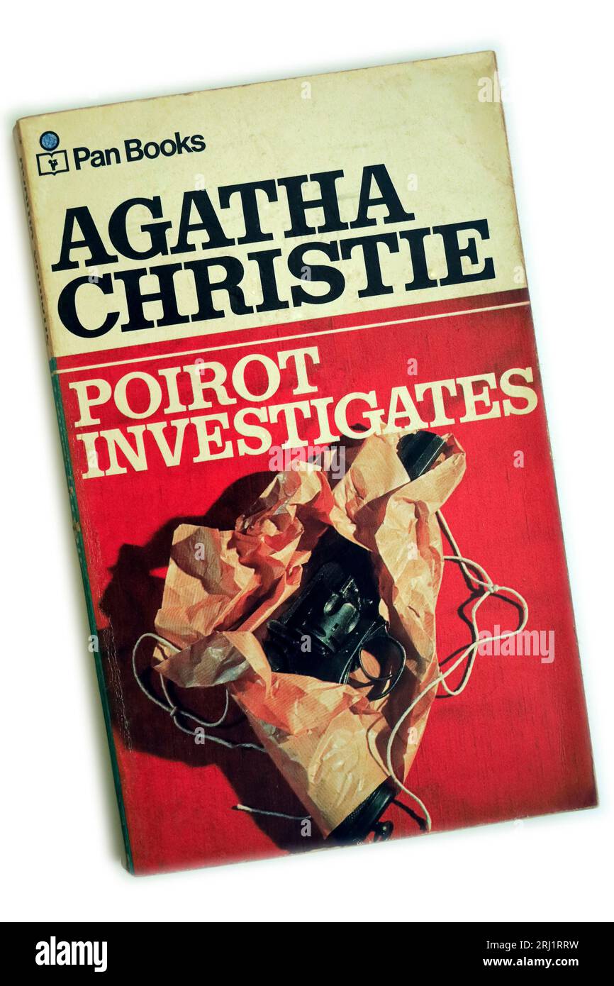 Poirot indaga - Un romanzo di Agatha Christie. Copertina del libro, vecchia Foto Stock