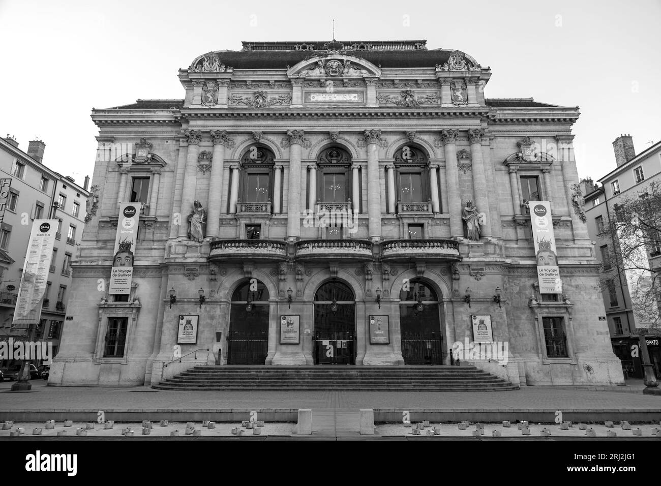 Lione, Francia - 25 gennaio 2022: Il Theatre des Celestins è un edificio teatrale in Place des Celestins a Lione. È stato progettato da Gaspard Andre, and Foto Stock