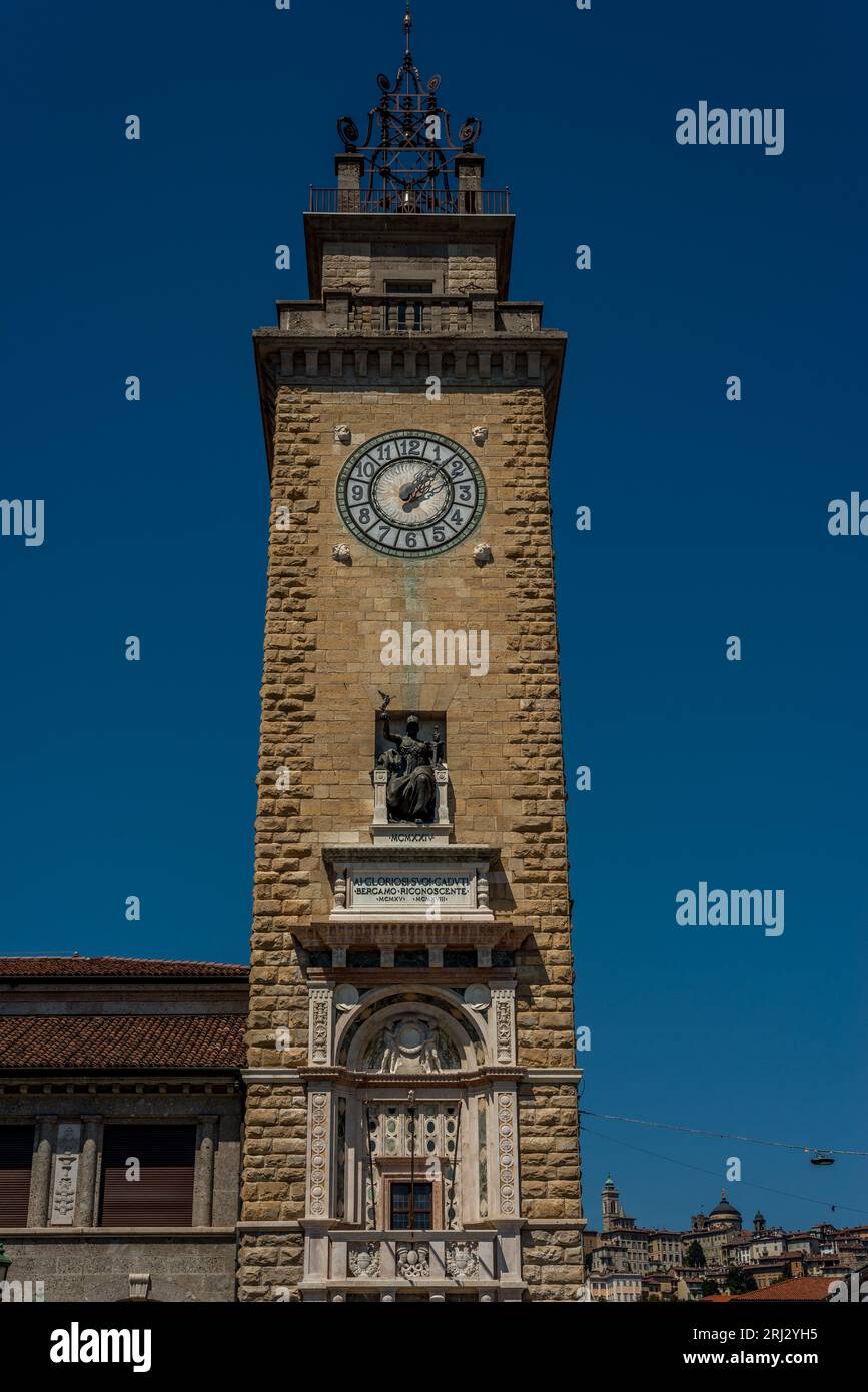 campanile di bergamo "città bassa" Foto Stock