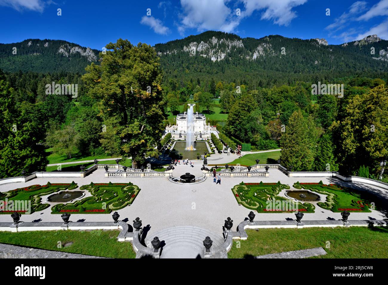 Palazzo Linderhof, architettura rococò, il più piccolo palazzo costruito per Re Ludovico II Foto Stock