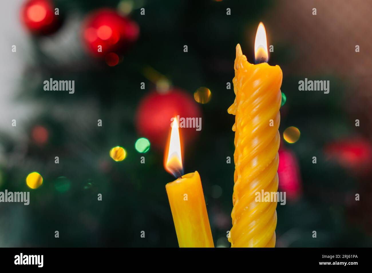 Grandi candele bianche immagini e fotografie stock ad alta risoluzione -  Alamy