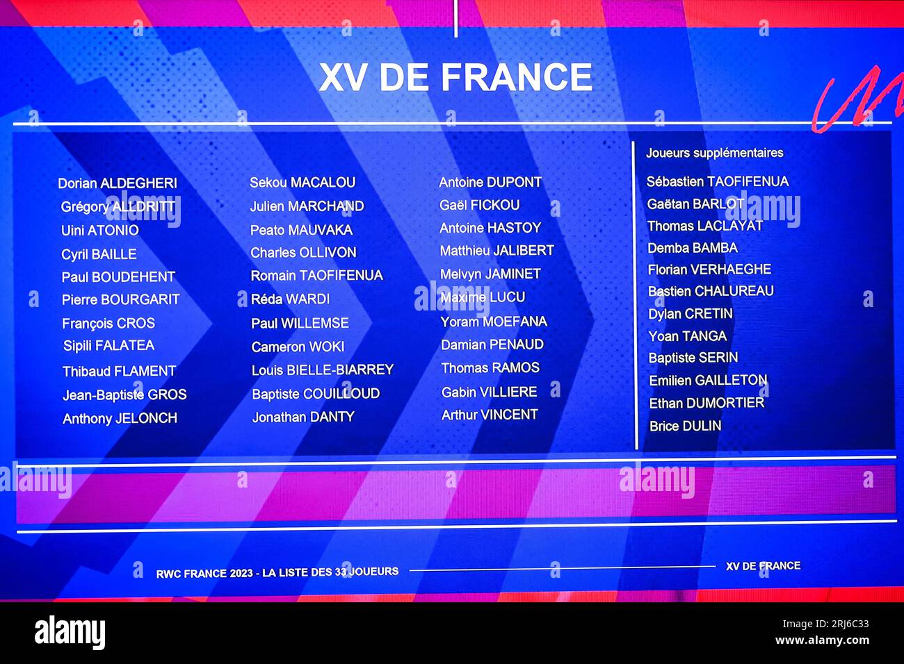 Boulogne Billancourt, Francia. 21 agosto 2023. Elenco dei 33 giocatori selezionati per la Coppa del mondo di rugby durante la conferenza stampa della nazionale francese presso la sede TF1 il 21 agosto 2023 a Boulogne-Billancourt, Francia - foto Matthieu Mirville/DPPI Credit: DPPI Media/Alamy Live News Foto Stock