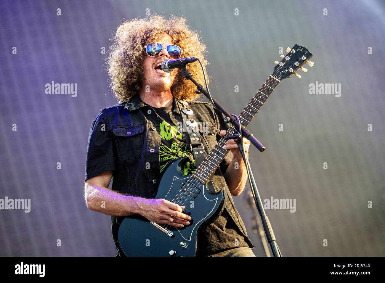 Solvesborg, Svezia. 8 giugno 2023. La rock band australiana Wolfmother esegue un concerto dal vivo durante il festival svedese Sweden Rock Festival 2023 a Solvesborg. Qui il chitarrista e cantante Andrew Stockdale è visto dal vivo sul palco. (Foto: Gonzales Photo - Terje Dokken). Foto Stock