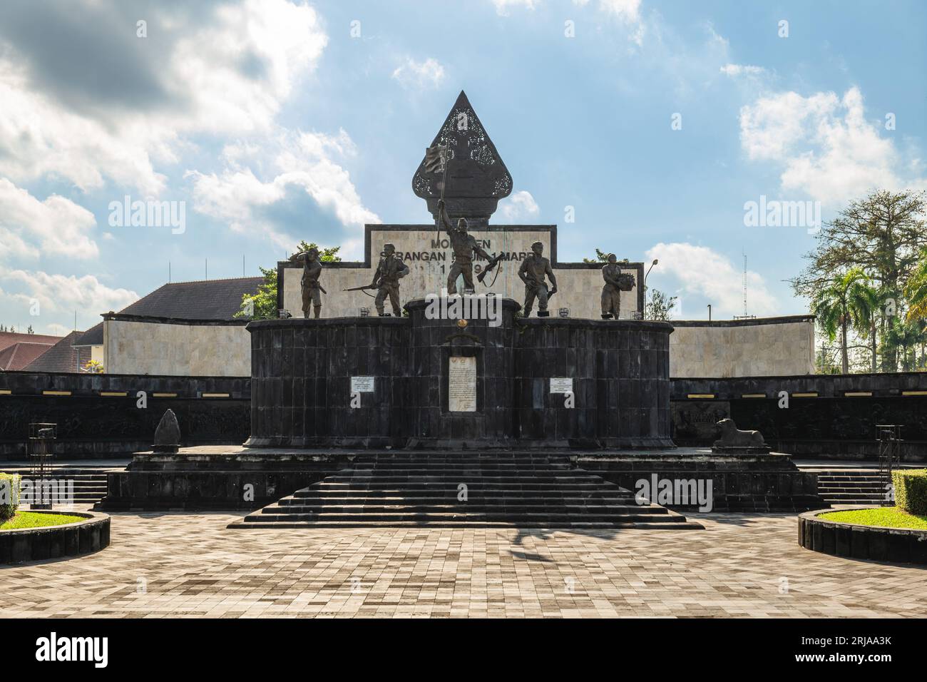 17 luglio 2023: Offensiva generale 1 marzo 1949 Monumento, un monumento situato nella città di Yogyakarta, Indonesia, è stato costruito per ricordare l'offensivedurin militare Foto Stock