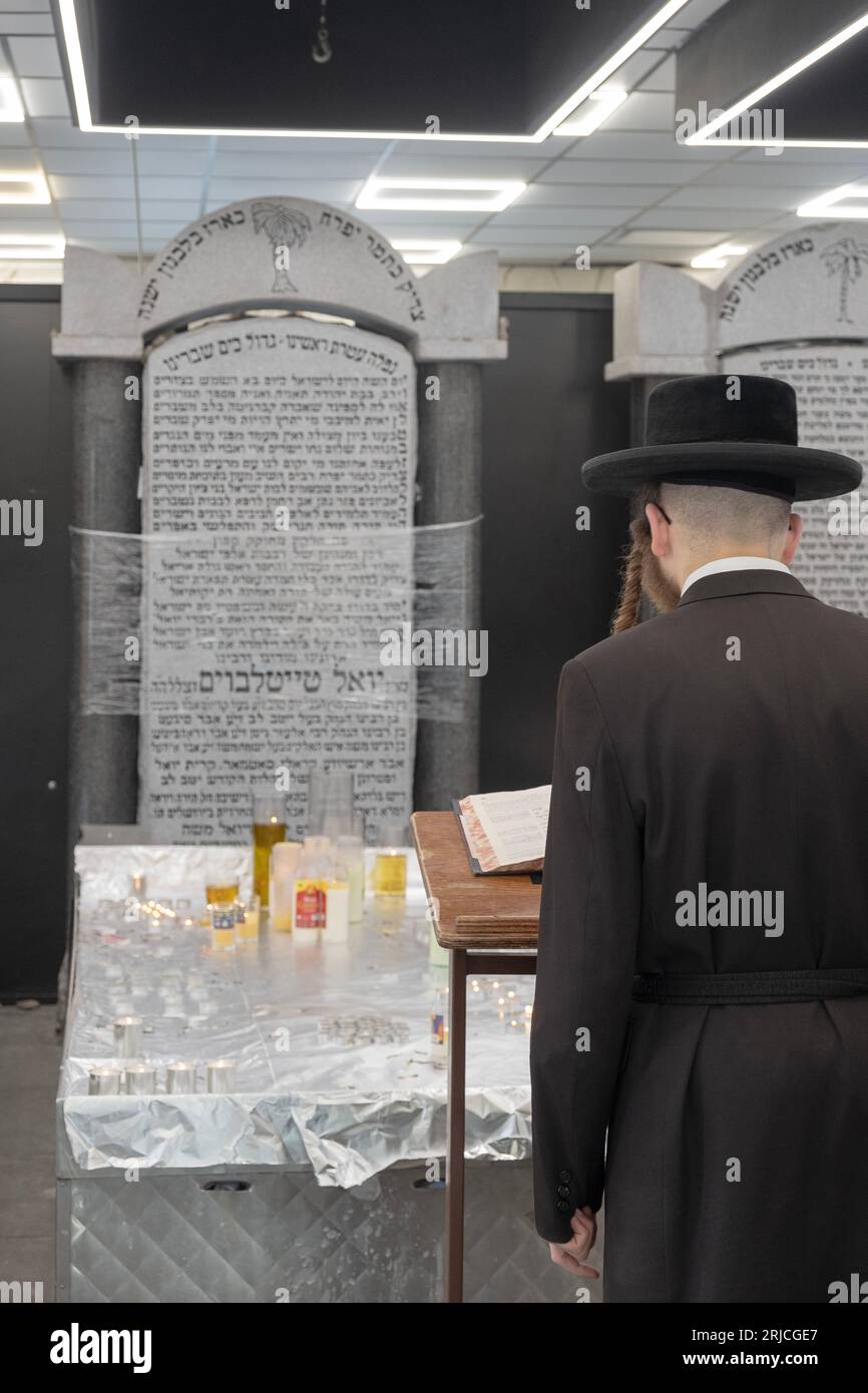 Rabbino satmar immagini e fotografie stock ad alta risoluzione - Alamy