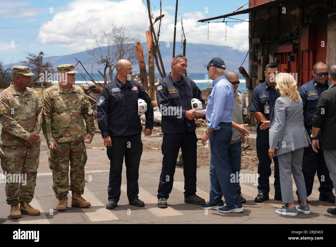 Maui, Hawaii (21 agosto 2023) - il presidente Joe Biden visita Maui, impegnando il sostegno del governo durante l'intero processo di recupero. Foto Stock