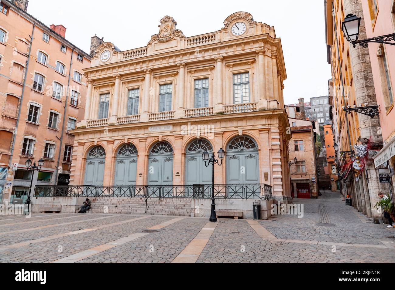 Lione, Francia - 25 gennaio 2022: Il Tempio del cambiamento, precedentemente utilizzato per la borsa di Lione, è assegnato al culto protestante dal 180 Foto Stock