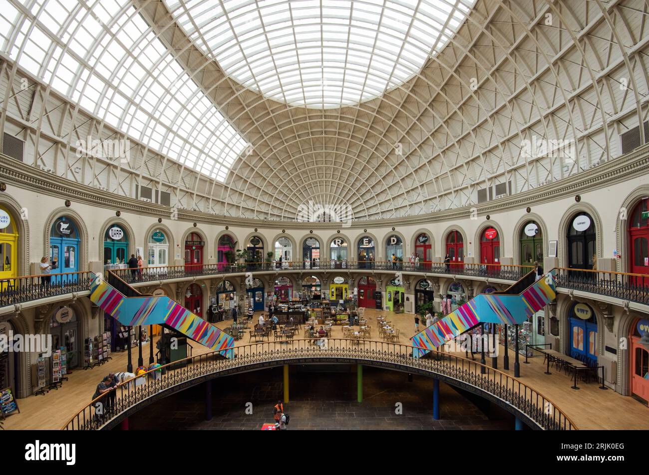 Il Corn Exchange di Call Lane Leeds, uno degli edifici più belli di Leeds, risale al 1864, progettato dal famoso architetto Cuthbert Brodrick. Foto Stock