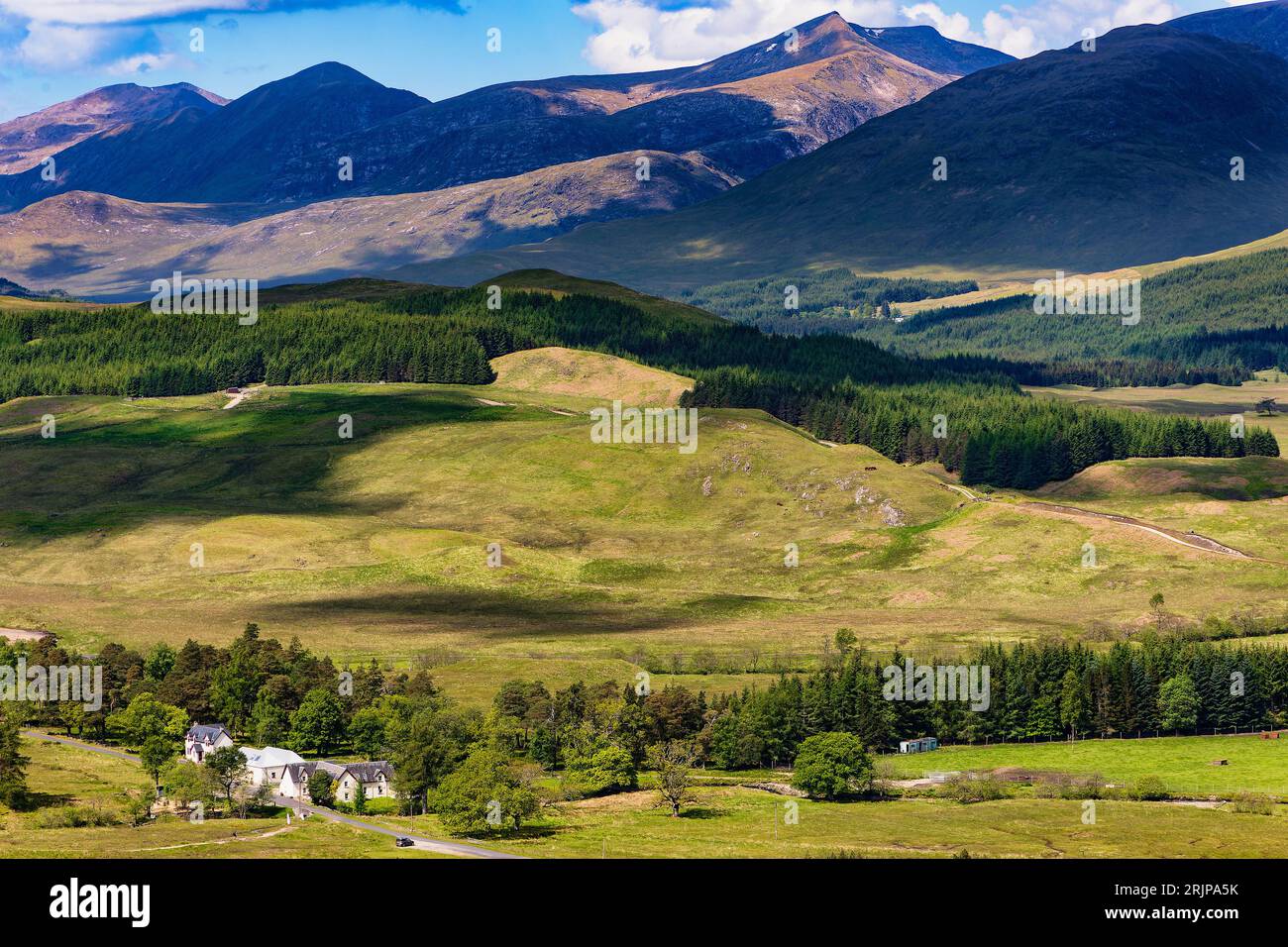 Spettacolare Ben Nevis e catena montuosa con la remota Rannoch Moor Foto Stock