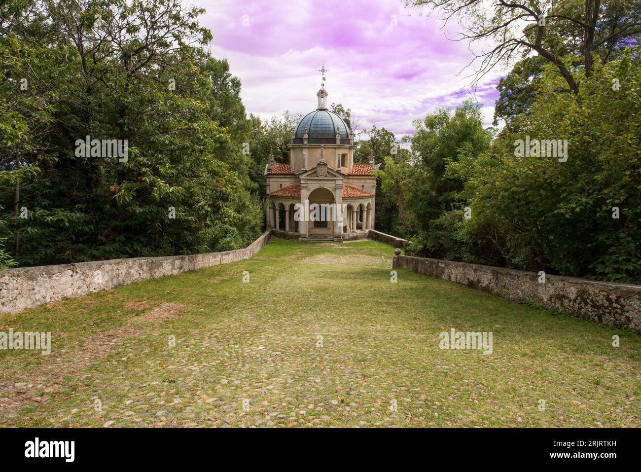 Cappella della circoncisione di Gesù. Quarta cappella in pellegrinaggio al Santuario di Santa Maria del Monte sul Sacro Monte di Varese_ Italia, lo Foto Stock