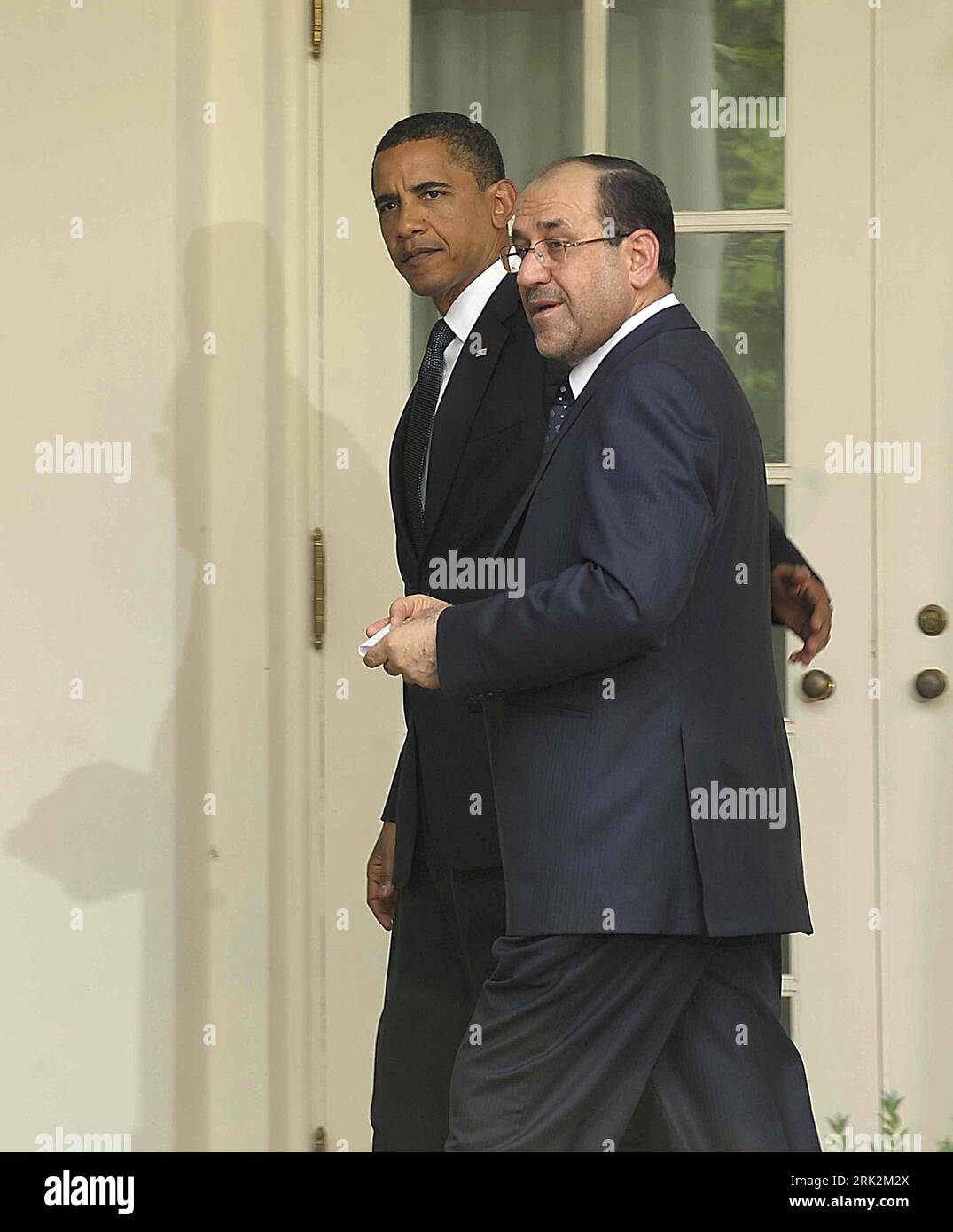 Bildnummer: 53220478 Datum: 22.07.2009 Copyright: imago/Xinhua (090722) - WASHINGTON, 22 luglio 2009 (Xinhua) - il presidente degli Stati Uniti Barack Obama (L) e il primo ministro iracheno Nouri al-Maliki lasciano dopo una conferenza stampa congiunta a Washington, DC, 22 luglio 2009. Obama ha incontrato Maliki qui mercoledì, il primo tra le due parti da quando le truppe statunitensi si sono ritirate dalle città irachene alla fine di giugno. (Xinhua/Zhang Yan) (2)US-IRAQ-OBAMA-MALIKI-CONFERENZA STAMPA PUBLICATIONxNOTxINxCHN People Politik kbdig xkg 2009 hoch o0 USA, Premierminister, Pressekonferenz, Pressetermin Bildnummer 53220478 Data 22 07 2 Foto Stock