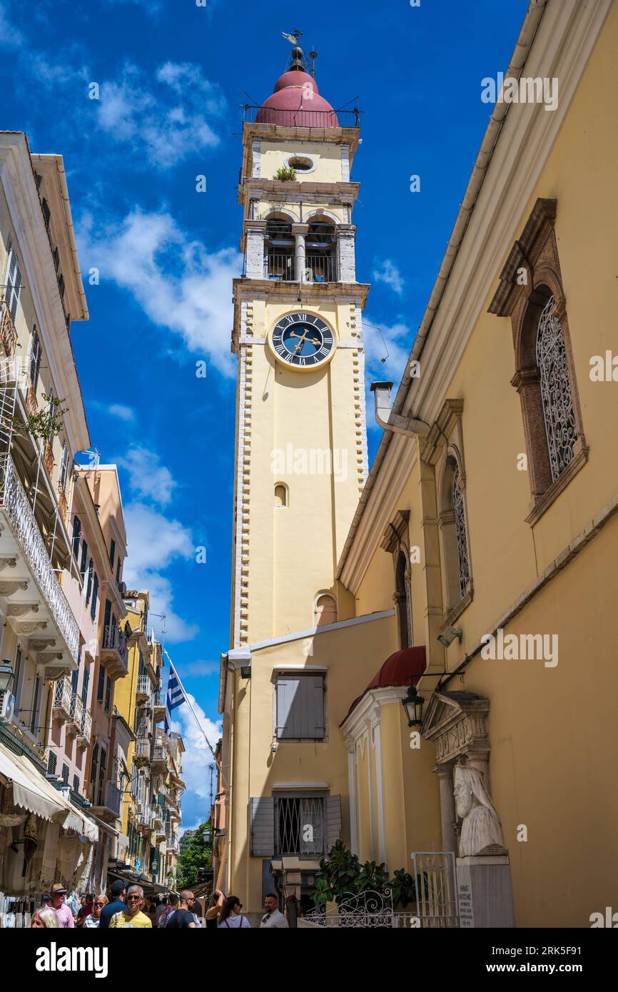 Santa Chiesa di San Spyridon su Agiou Spiyridon nel centro storico di Corfù, Isola di Corfù, Isole Ionie, Grecia Foto Stock