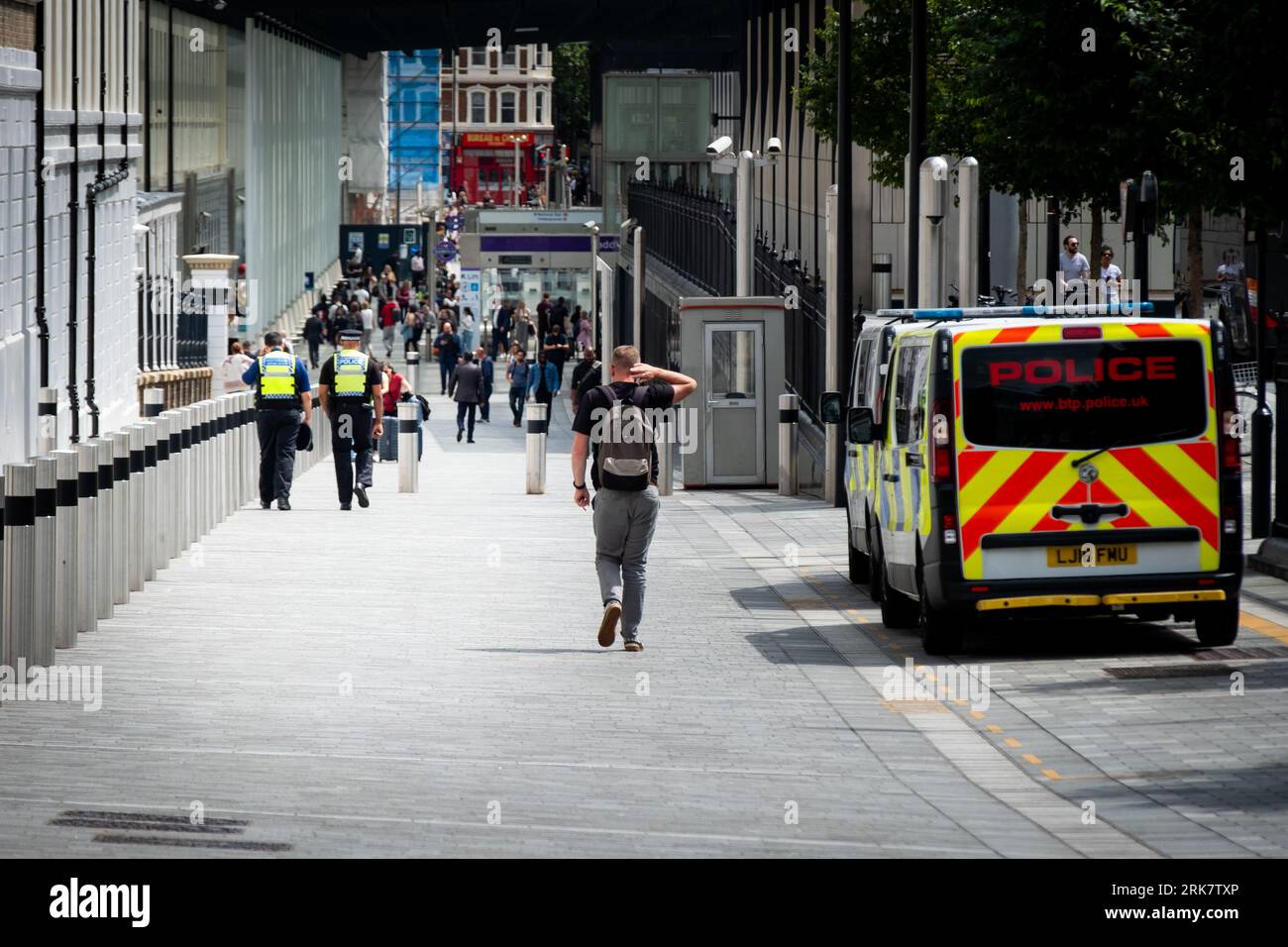 LONDRA - 18 LUGLIO 2023: Stazione di Paddington, principale capolinea ferroviario di Londra Foto Stock