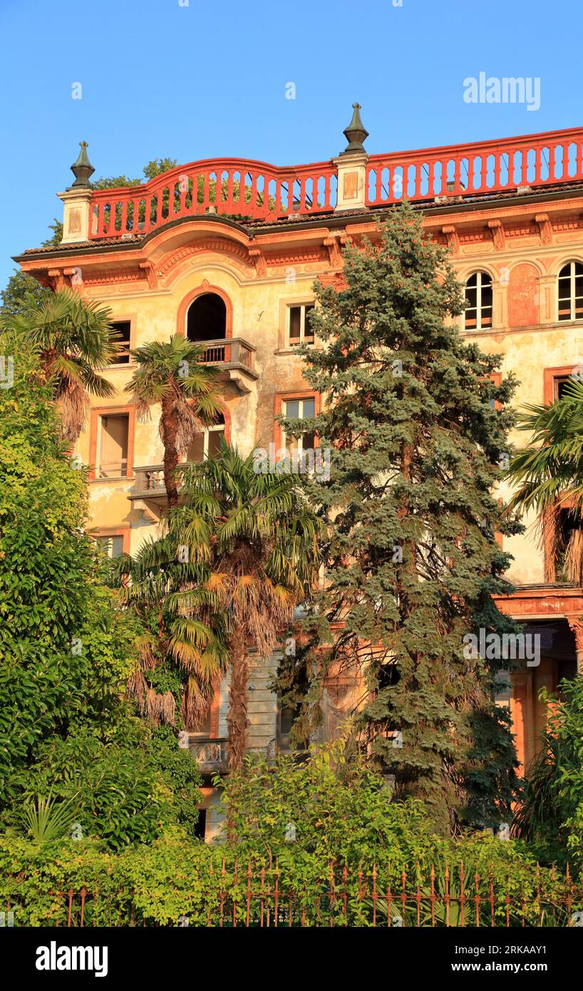 Hotel grande Bretagne abbandonato, Lago di Como (Lago di Como), Italia Foto Stock
